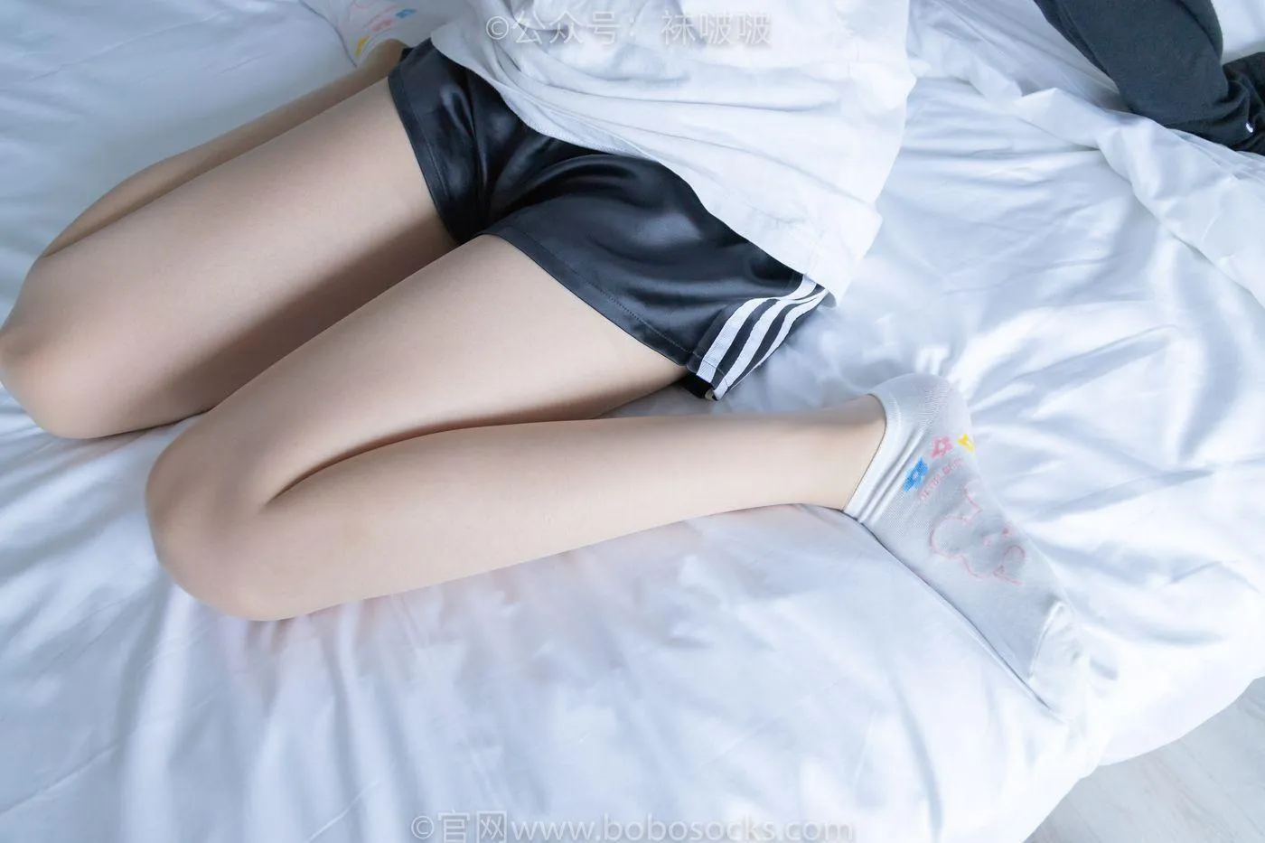 [BoBoSocks袜啵啵]NO.015 稚予-阿迪板鞋、白色短棉袜、肉丝 [135P]插图5